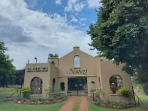 Motozi Lodge